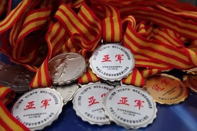 罗伯逊5-3战胜戴维斯，武汉公开赛八强出炉
